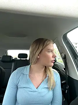 Snapshot of Chloemillerrxx chatting on September 26, 3:19 pm Chloemillerrxx online show from September 26, 3:19 pm