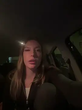 Chloemillerrxx online show from December 3, 4:50 pm