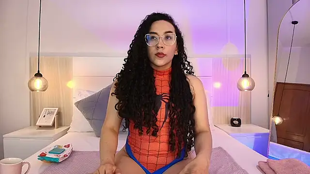 Snapshot of alehia_cute chatting on September 30, 12:05 am alehia cute online show from September 30, 12:05 am