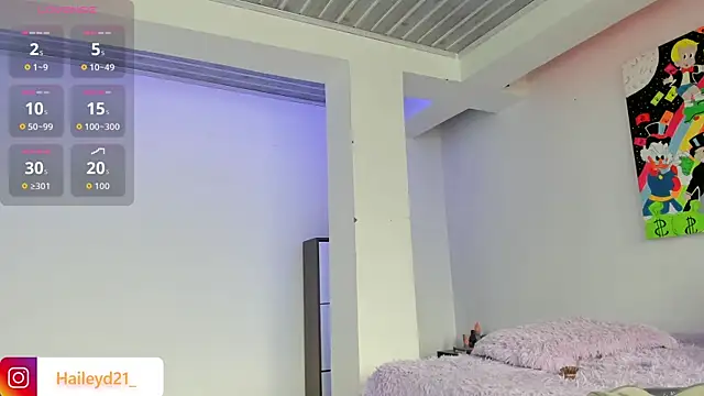 HaileyDuke online show from November 10, 1:49 pm