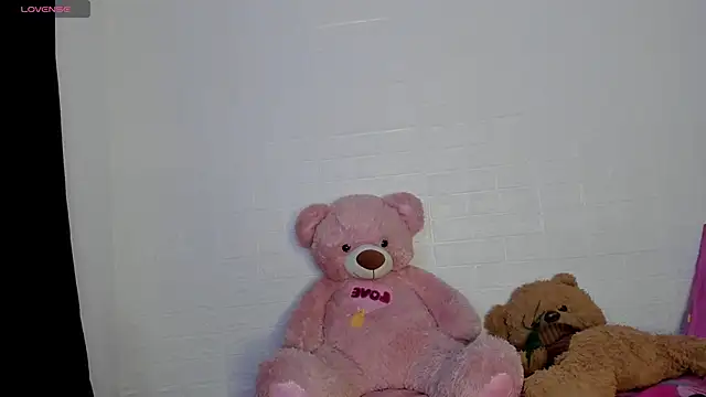 Snapshot of HaileyDuke chatting on May 2, 8:36 pm HaileyDuke online show from May 2, 8:36 pm