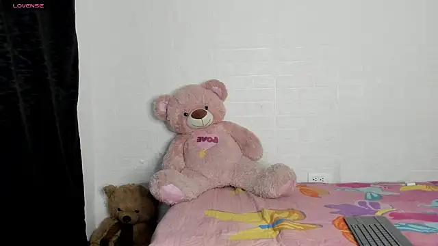 Snapshot of HaileyDuke chatting on July 12, 3:51 am HaileyDuke online show from July 12, 3:51 am