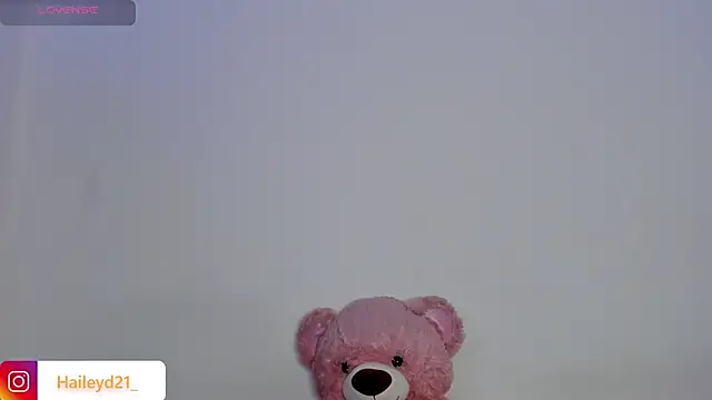 HaileyDuke online show from February 28, 1:38 am