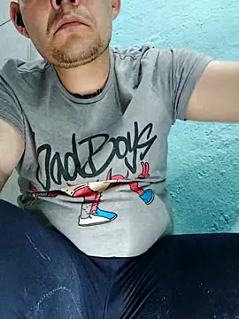 fboycdjuaez online show from March 4, 4:31 am
