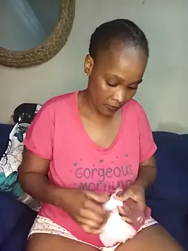 PRETTYJANE36 online show from March 3, 8:27 pm