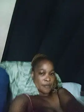 Snapshot of PRETTYJANE36 chatting on June 13, 8:40 pm PRETTYJANE36 online show from June 13, 8:40 pm