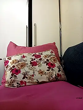 PRETTYJANE36 online show from October 3, 7:48 pm