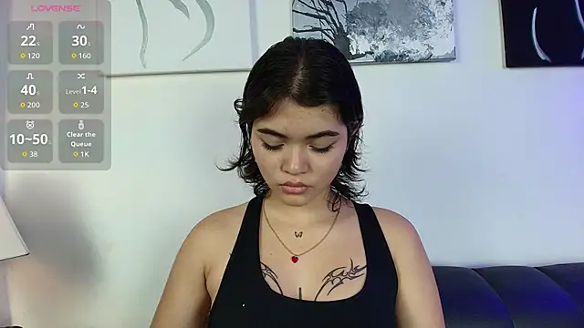 Zoe wang online show from November 10, 1:49 pm