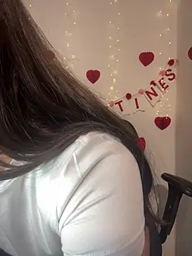 Snapshot of Miss____lissa chatting on February 16, 12:31 am Miss lissa online show from February 16, 12:31 am