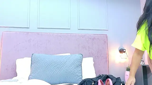 Camila Hill  online show from March 31, 12:51 pm