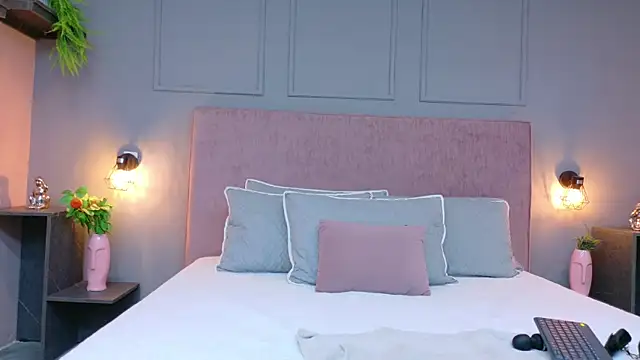 Snapshot of Camila_Hill_ chatting on September 11, 12:49 pm Camila Hill online show from September 11, 12:49 pm