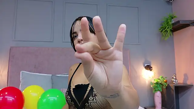 Snapshot of Camila_Hill_ chatting on October 4, 4:08 pm Camila Hill online show from October 4, 4:08 pm