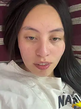 madissooon   online show from April 30, 7:04 am