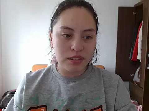 Snapshot of madissooon__ chatting on October 28, 7:02 pm madissooon   online show from October 28, 7:02 pm