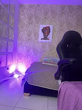 MorenaLush Eup online show from February 3, 2:43 am