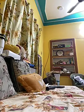 Johncockhot13690 online show from April 14, 7:52 pm