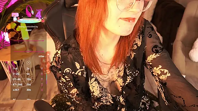 Snapshot of Pixie_Peachh chatting on February 24, 2:56 am Pixie Peachh online show from February 24, 2:56 am