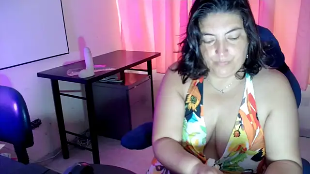 lina maria99 online show from December 4, 11:31 am