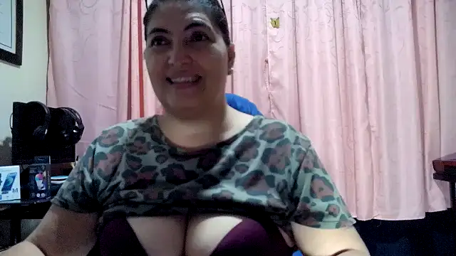 lina maria99 online show from March 26, 2:21 am