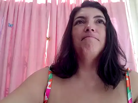 lina maria99 online show from February 28, 1:00 pm