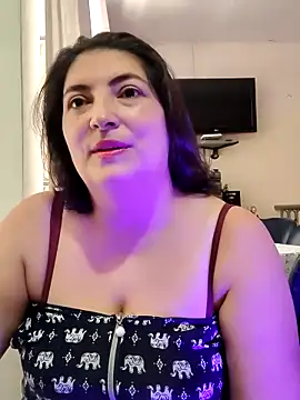Snapshot of lina_maria99 chatting on September 10, 7:24 pm lina maria99 online show from September 10, 7:24 pm