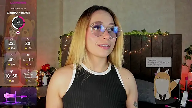 LanaMills  online show from March 27, 3:59 am