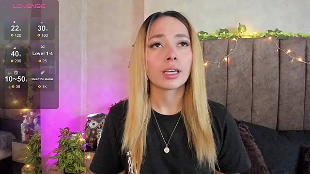 LanaMills  online show from February 13, 5:07 am