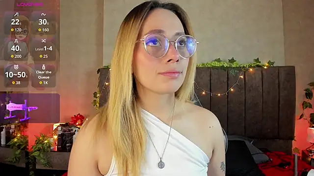 LanaMills  online show from March 21, 4:03 am