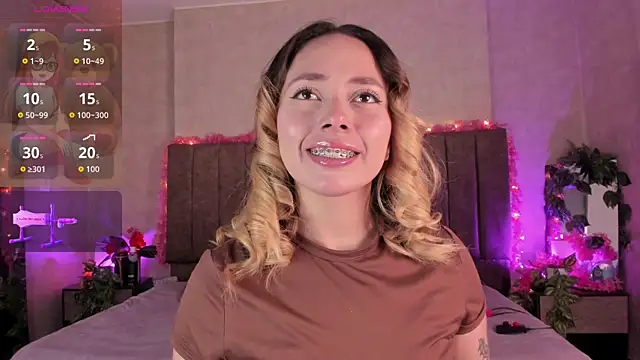 LanaMills  online show from July 3, 3:24 am