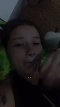 Snapshot of AphroditeSweet chatting on November 4, 12:14 am AphroditeSweet online show from November 4, 12:14 am