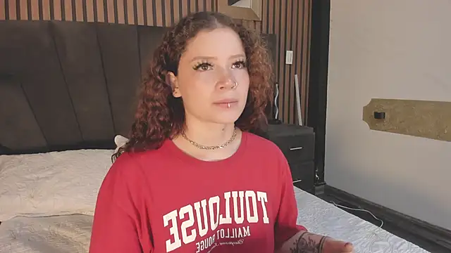 Snapshot of AphroditeSweet chatting on November 9, 8:46 pm AphroditeSweet online show from November 9, 8:46 pm