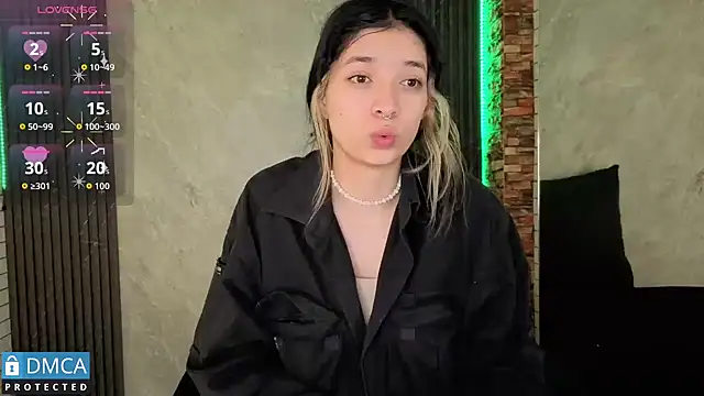 stepha   online show from December 22, 10:59 am