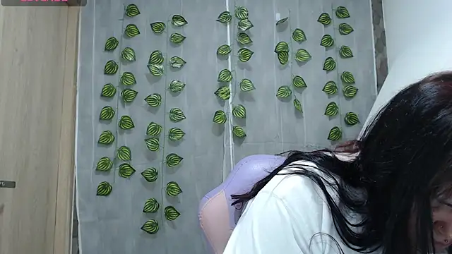 anishasanchezcm101 online show from October 31, 3:58 am