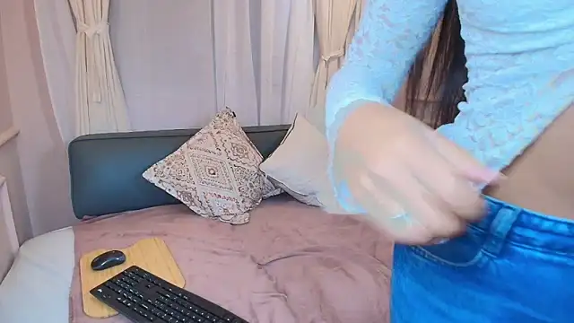 Nahomi key  online show from November 23, 11:09 am