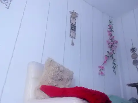 latin big 01 online show from March 16, 7:45 am