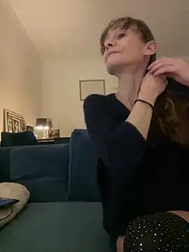 Chris06d22xh online show from March 14, 9:32 pm