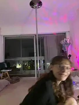 Chris06d22xh online show from February 25, 9:25 pm