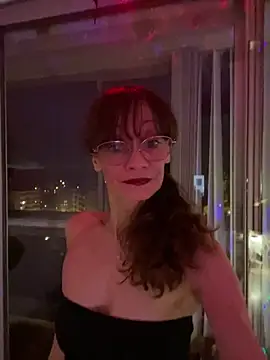 Chris06d22xh online show from May 8, 7:39 pm