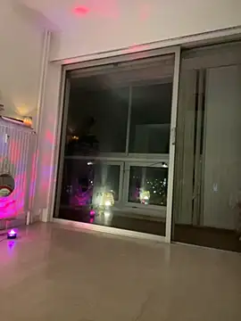 Chris06d22xh online show from November 17, 8:02 pm