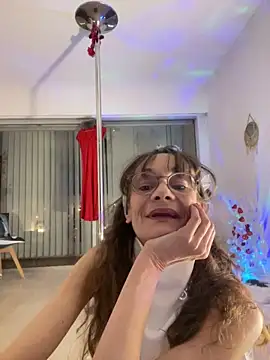 Chris06d22xh online show from February 10, 9:14 pm