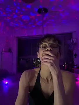 Chris06d22xh online show from March 19, 9:37 pm