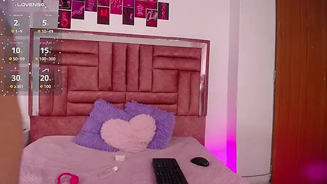 Snapshot of nath_evanss chatting on November 9, 5:44 am nath evanss online show from November 9, 5:44 am