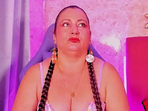 PalomaLombardi online show from November 17, 8:02 pm