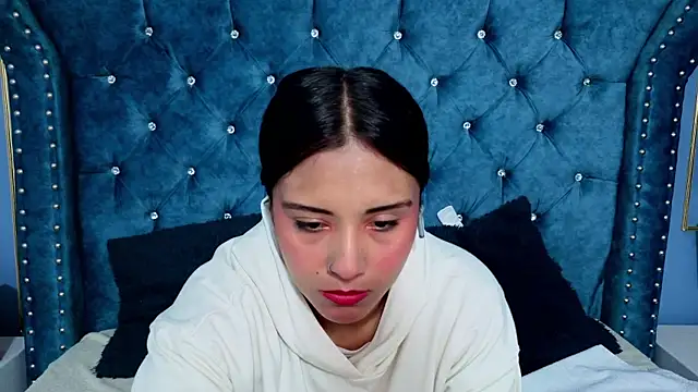 EmilyGala online show from November 15, 12:31 pm