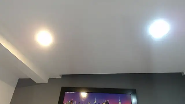 CharlotteCottin online show from December 18, 11:14 am