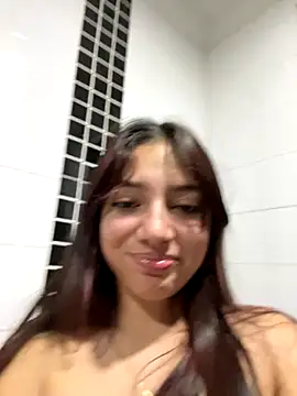 Snapshot of LisaGoddes chatting on October 15, 2:21 am LisaGoddes online show from October 15, 2:21 am