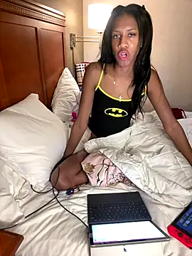 Snapshot of lexilaine chatting on October 12, 12:17 pm lexilaine online show from October 12, 12:17 pm