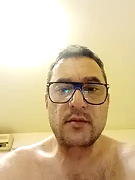 Snapshot of salvoagata1234 chatting on March 1, 12:10 am salvoagata1234 online show from March 1, 12:10 am