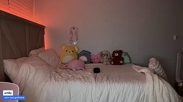 emmyfawn online show from September 15, 2:34 am