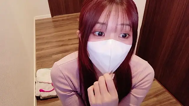 Snapshot of -EdisonThomas- chatting on February 20, 6:48 am -EdisonThomas- online show from February 20, 6:48 am